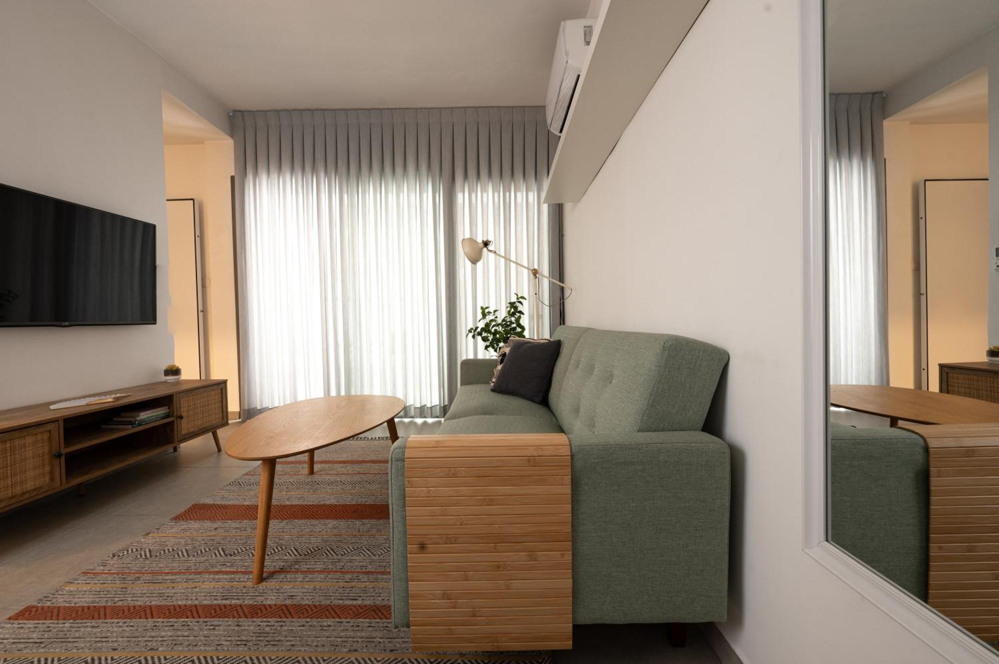 Family Apartment By Israpart Ramat Gan Exterior photo