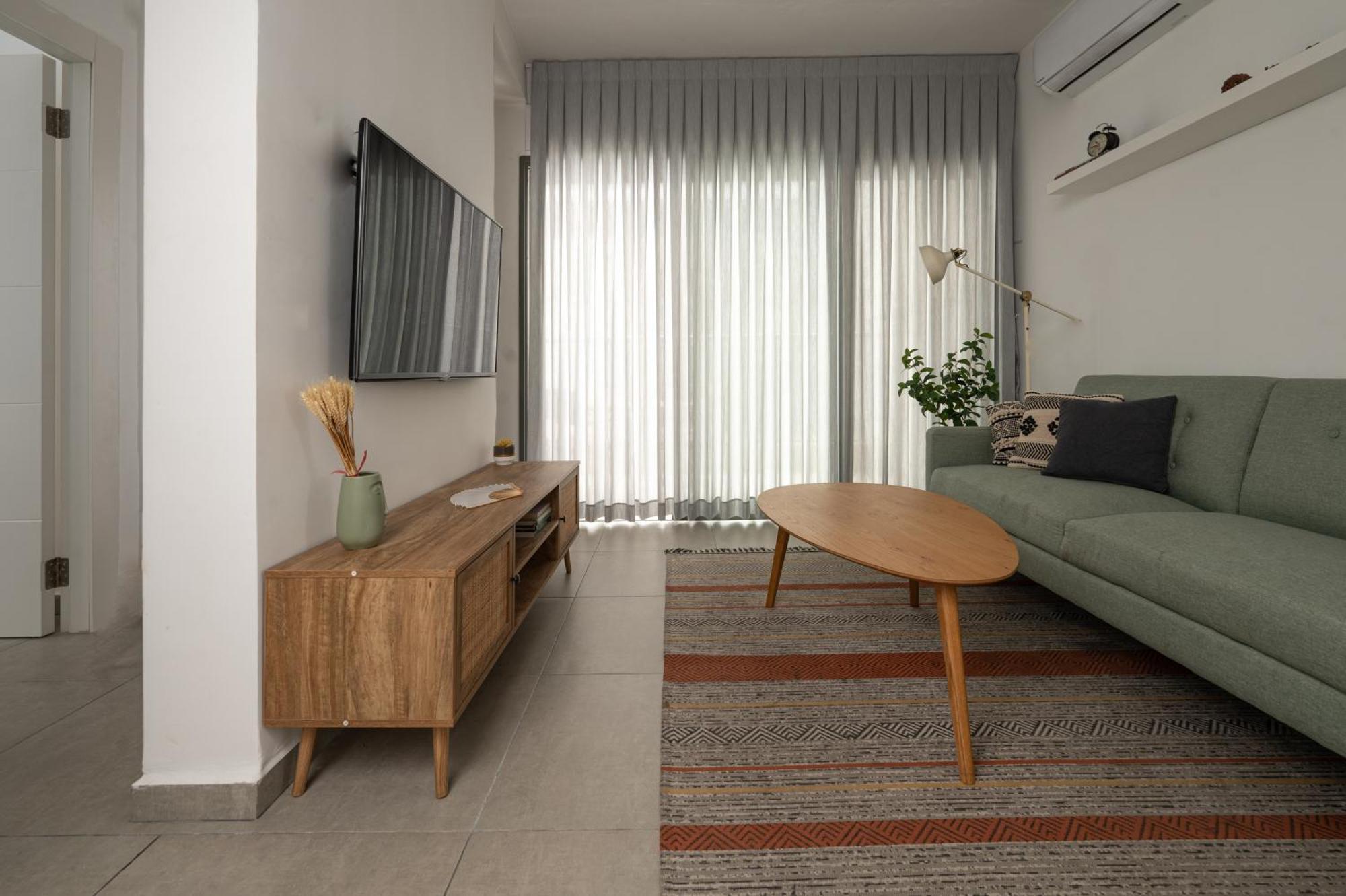 Family Apartment By Israpart Ramat Gan Exterior photo